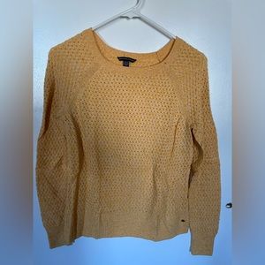 American Eagle Yellow Sweater Crew Neck